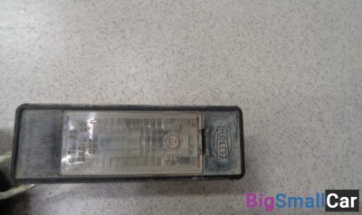 Фонарь подсветки номера от Peugeot 308 1 2007-2013 - купить Москве