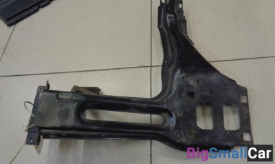 Кронштейн фар правый от Land Rover Range Rover 3 2002-2012 - купить Москве