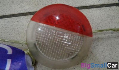 Отражатель на обшиву двери от Lincoln Navigator 2002-2006 - купить Москве