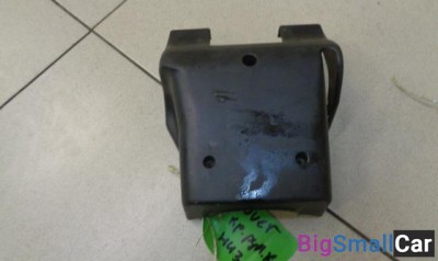 Кожух рулевой колонки нижний от Land Rover Freelander 1997-2006 - купить Москве