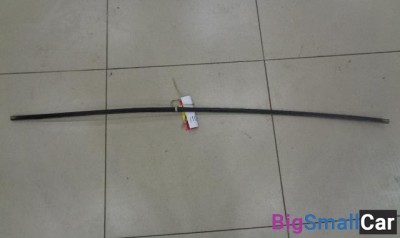 Уплотнитель лобового стекла нижний от BMW 3-Series E90, E91 2005-2012 - купить Москве