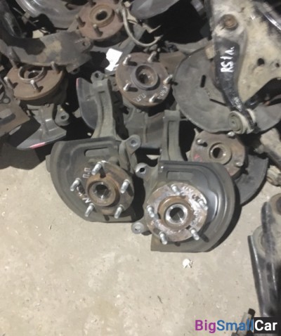 Кулак поворотный Ниссан икстреил