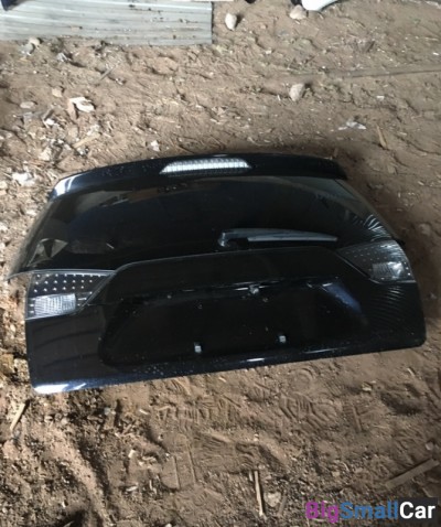 Крышка багажника Mitsubishi Outlander xl - купить Москве