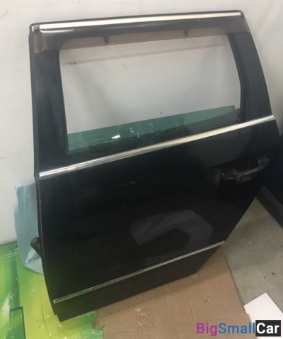 Дверь Левая пассат б6 универсал в сборе - купить Москве