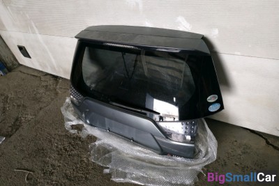 Mitsubishi Outlander xl крышка багажника серая - купить Москве