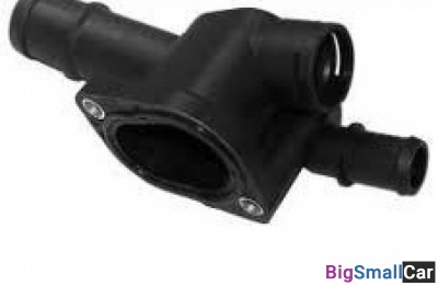 Фланец системы охлаждения VAG 038121132G - купить Москве