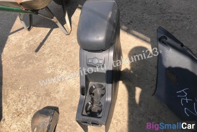 Подлокотник Chevrolet Captiva