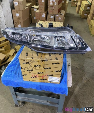 Фара правая honda civic 5D - купить Москве