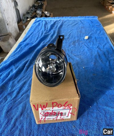 Фара противотуманная правая Volkswagen Polo - купить Москве