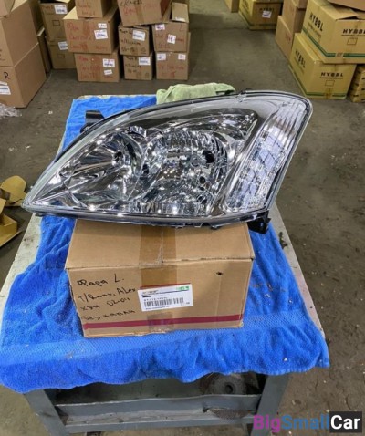 Фара левая Тойота Аллекс Toyota Allex