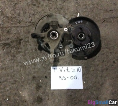 Поворотные кулаки Toyota Vitz 10 99-05г