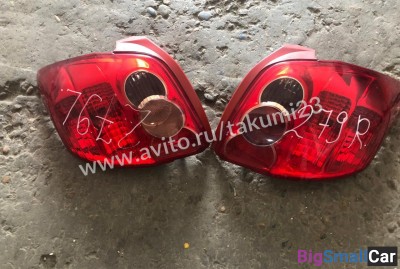 Фонари задние toyota auris