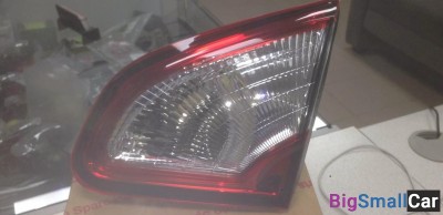 Фонарь правый в крышку багажника Nissan qashqai j1