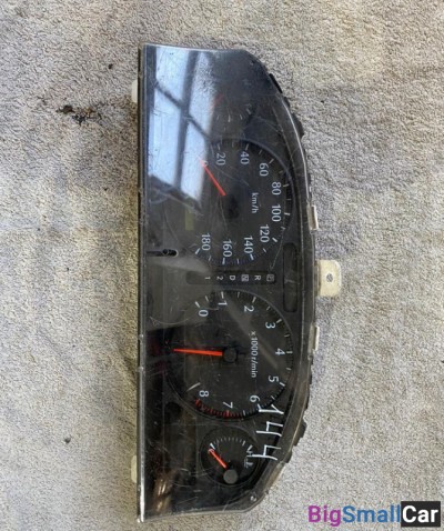 Панель приборов Mitsubishi Lancer Cedia - купить Москве