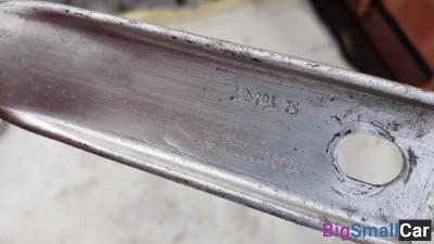 id874 распорка MERCEDES C-CLASS W205 2017 (б/у)