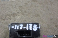 Кнопка меню (61 Общее э/оборудование автомобиля) 65826921668