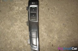 Кнопка ручника (61 Общее э/оборудование автомобиля) 613192678901