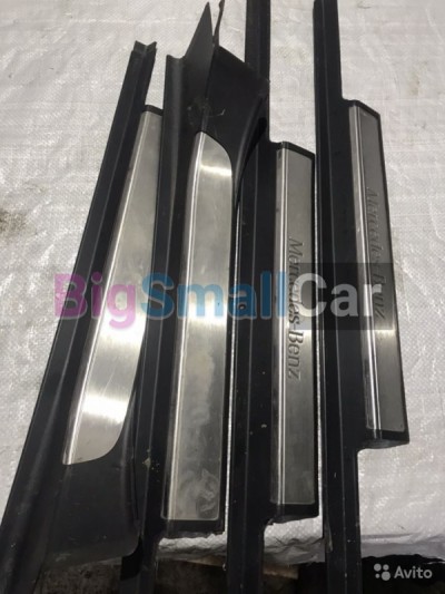 Декоративные накладки порогов Mercedes s 220